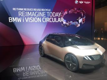 BMW i Vision Circular staat centraal in de presentatie van BMW Group