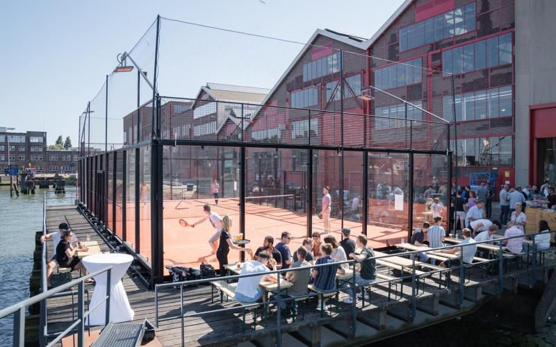 UPCOURT, Modulaire padelbanen geproduceerd door VDL